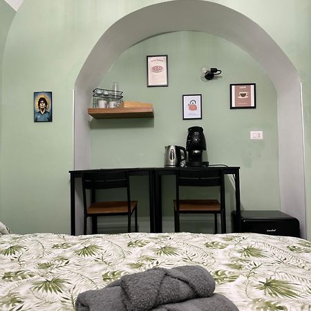 مبيت وإفطار نابولي Casa Carmeli المظهر الخارجي الصورة