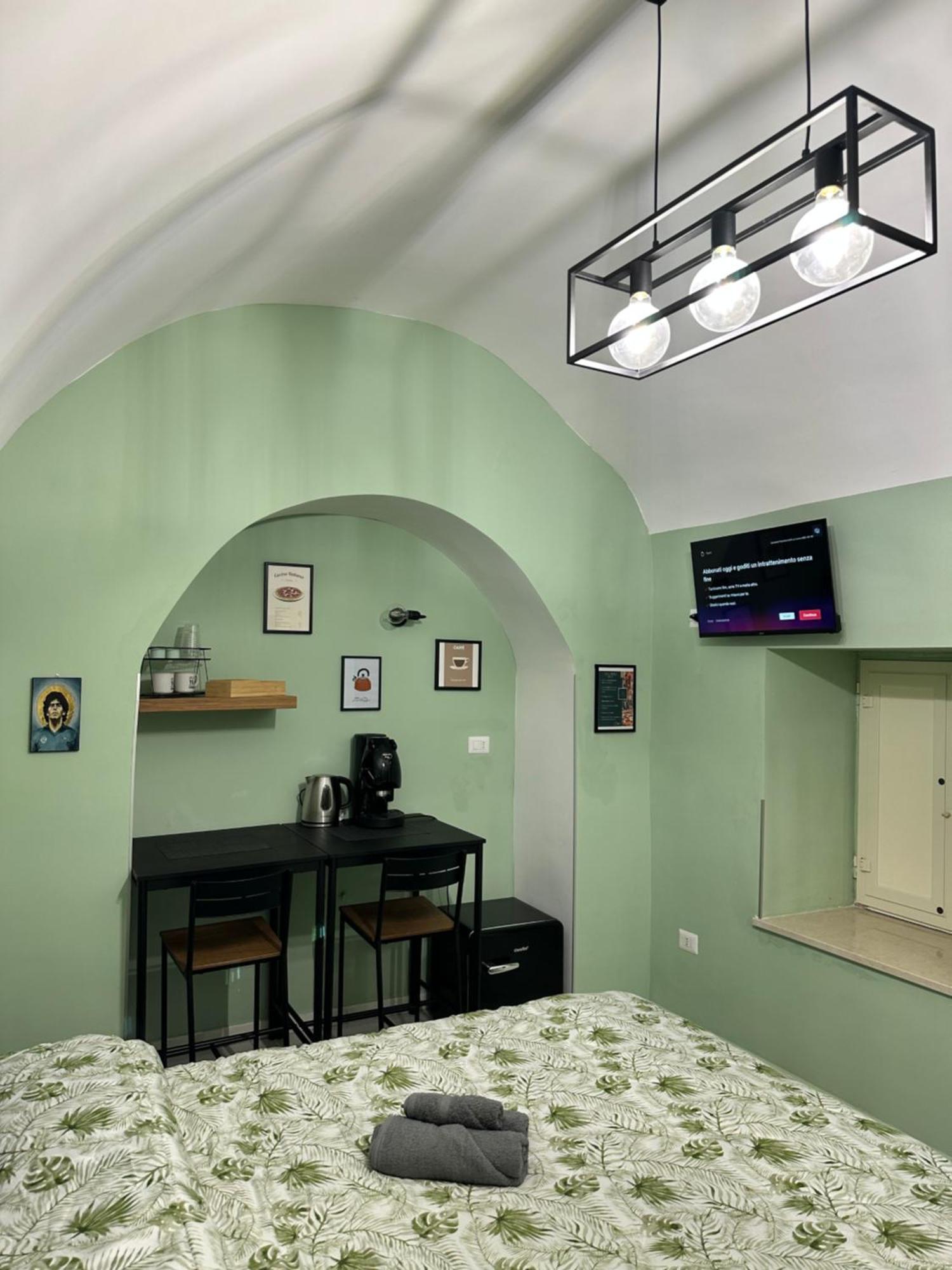 مبيت وإفطار نابولي Casa Carmeli المظهر الخارجي الصورة
