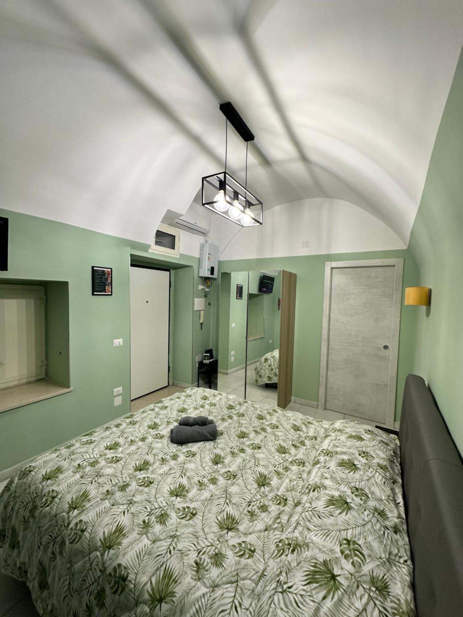 مبيت وإفطار نابولي Casa Carmeli المظهر الخارجي الصورة
